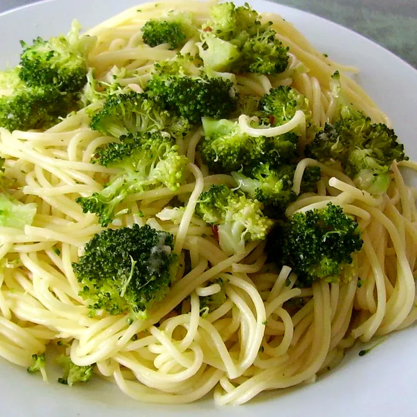 32 Simple Pasta Dishes for the Busy Home Cook Broccoli Garlic Angel Hair Pasta