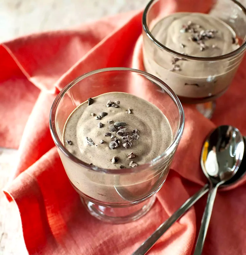 10 Simple Healthy Chia Pudding Recipes for Sweet Treats Cacao Nib Chia Pudding