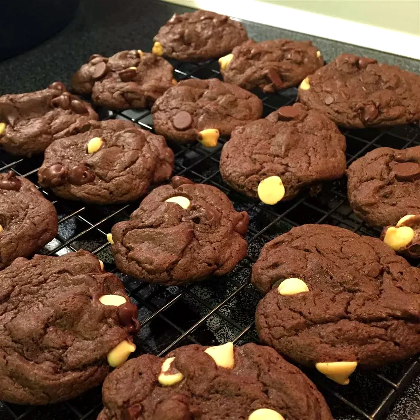 Top 25 Chocolate Chip Cookie Recipes for Every Occasion Cake Mix Cookies VIII