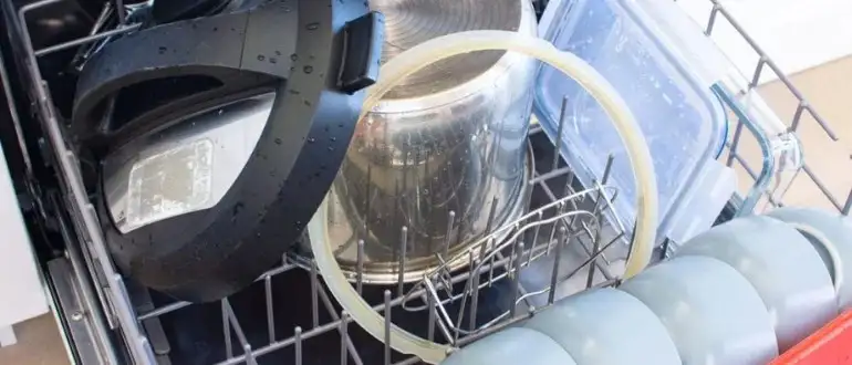 Can Instant Pot Lid Go in Dishwasher