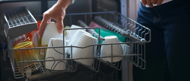 Can You Put A Dishwasher Tablet In The Cutlery Basket?