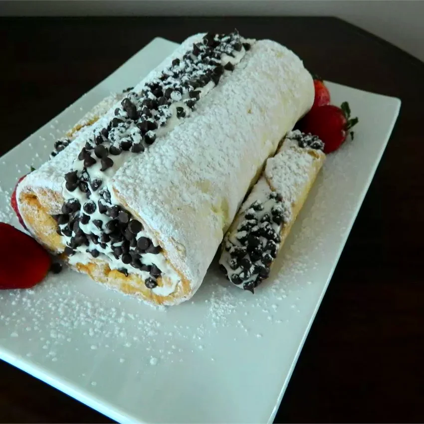 Cannoli Cake Roll