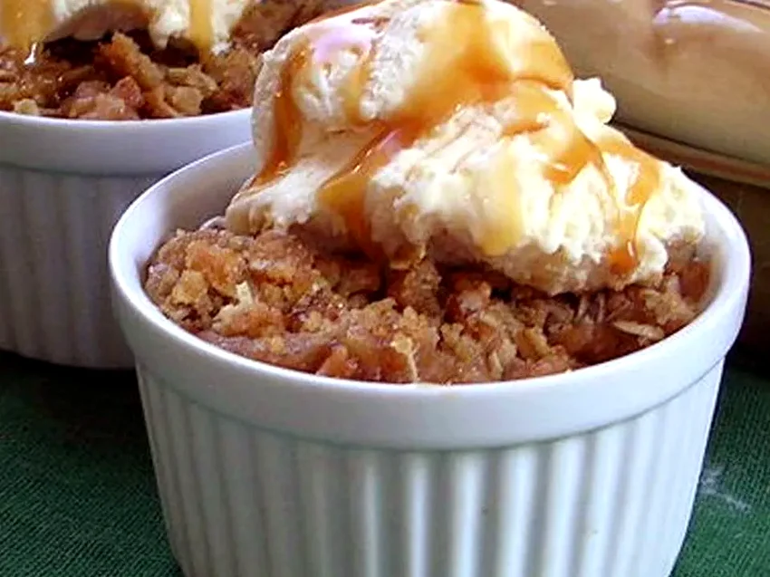Top 10 Amazing Apple Crisp Recipes You Need to Try Caramel-Apple Crisp