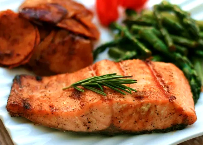 30+ Skillet-Fried Fish Recipe Collection Cardamom Maple Salmon