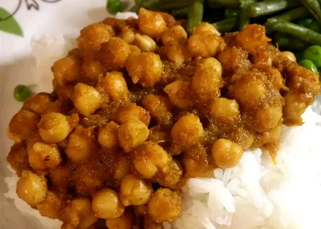 Chana Masala (Savory Indian Chick Peas)