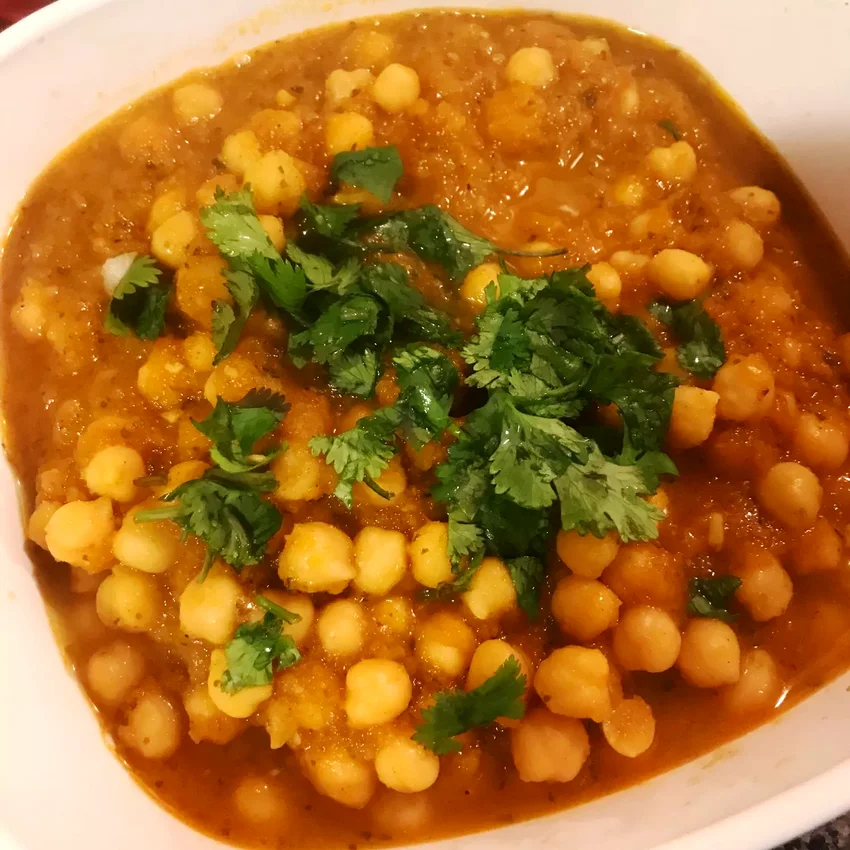 20 Plant-Based Indian Dishes for Every Home Cook Chana Masala (Savory Indian Chick Peas)