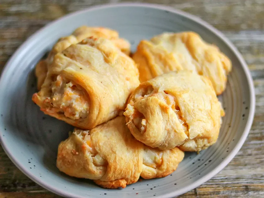 20 Crescent Roll Party Appetizers That Wow Every Crowd Cheesy Chicken Wraps