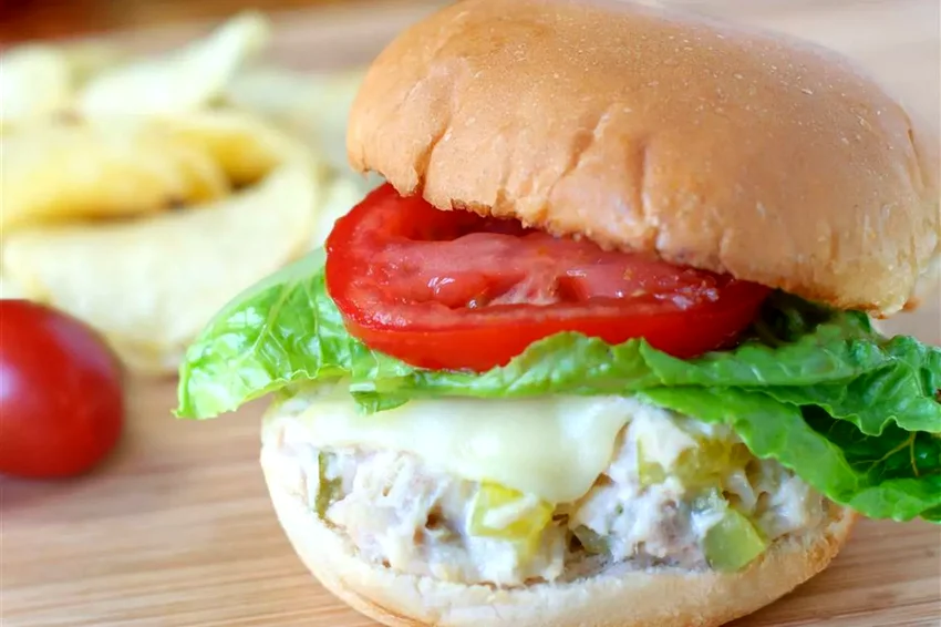 24 Easy Canned Tuna Recipe Ideas for Quick Meals Cheesy Tuna Melts