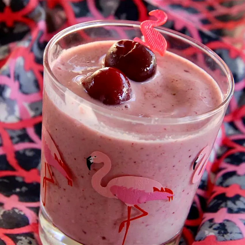 15 Ways to Transform Your Frozen Cherries Into Amazing Treats Cherry Berry Blast Smoothie