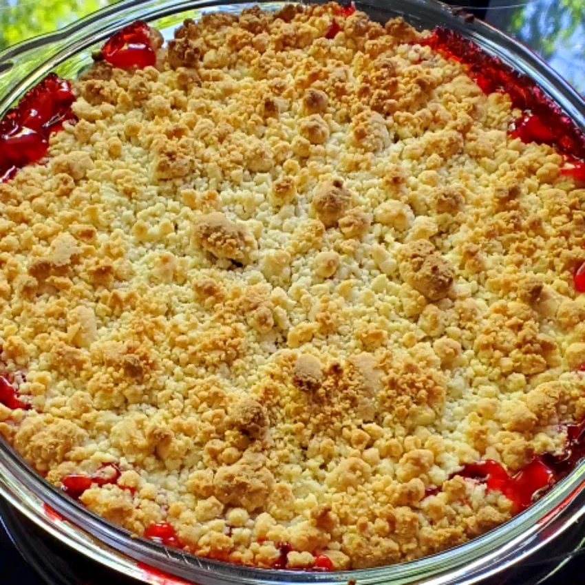 32 Amazing Desserts Using White Cake Mix for Easy Baking Cherry Crunch Cake