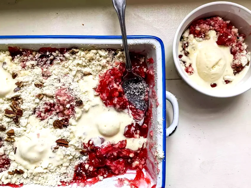 32 Amazing Desserts Using White Cake Mix for Easy Baking Cherry Dump Cake