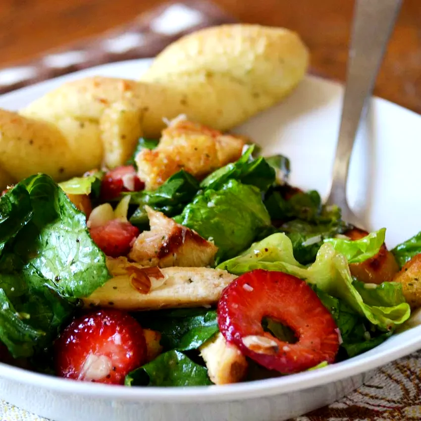 Chicken Berry Salad