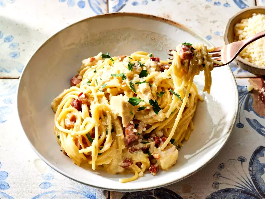 25 Simple Casserole Recipes You'll Keep Making Again Chicken Carbonara Pasta Bake