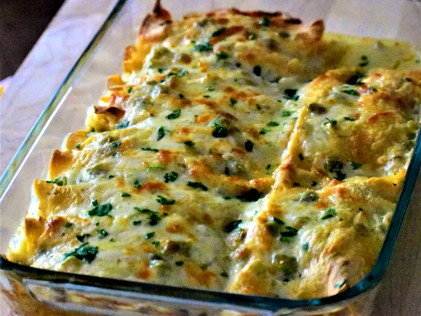 25 Top Chicken and Cream Cheese Recipe Ideas Chicken Enchiladas with Green Chile Sauce (Salsa Verde)
