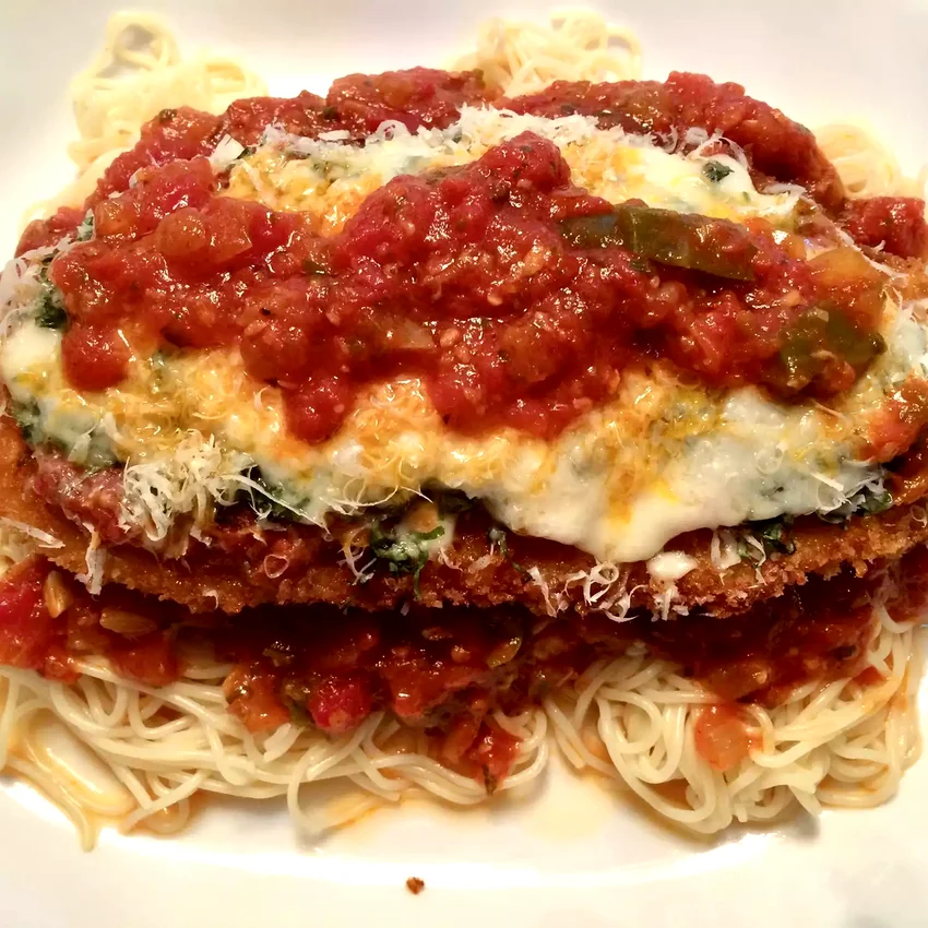 17 Elegant Chicken Dishes With Five-Star Reviews Chicken Parmesan