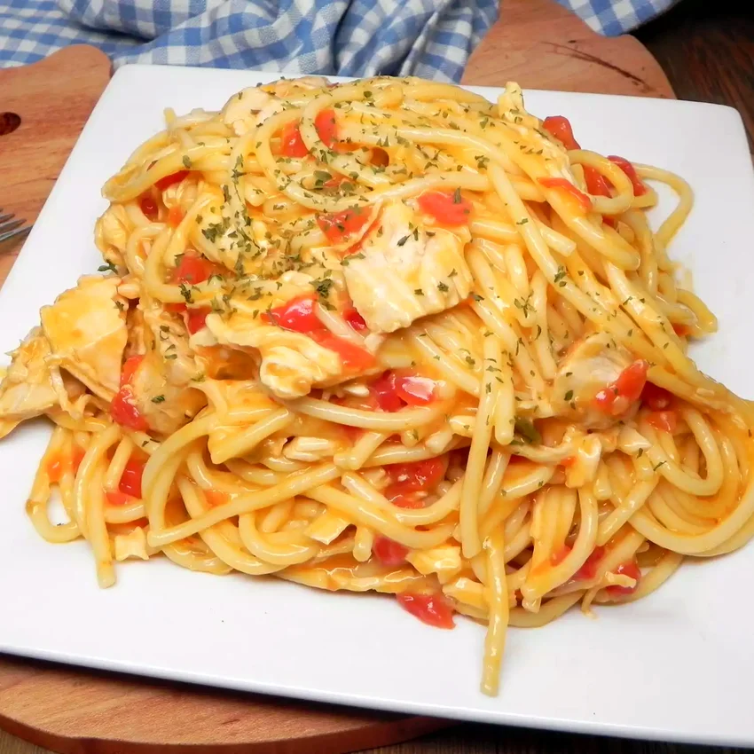 33 Comfort Pasta Dishes Loaded with Melted Cheese Chicken Spaghetti