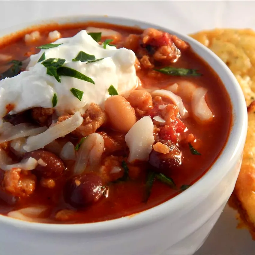 30 Simple Campfire Meals That Make Outdoor Cooking Easy Chicken and Chorizo Chili