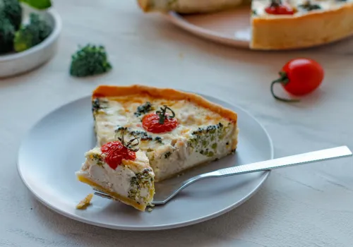 Chicken and Sun-Dried Tomato Quiche