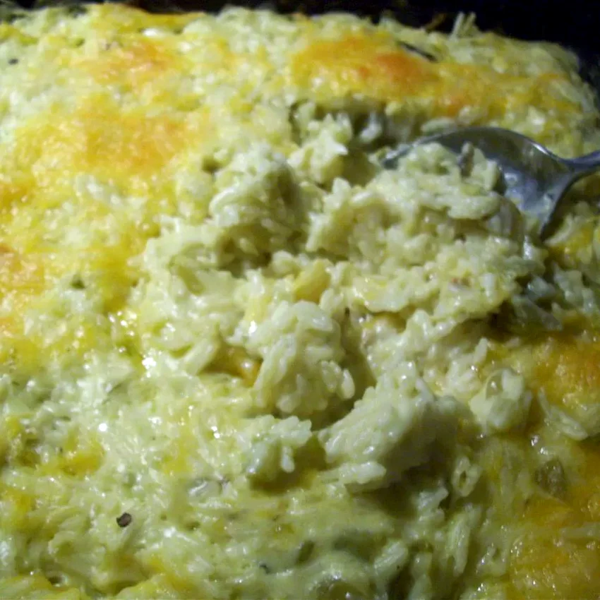 10 Easy Mexican Rice Bakes for Busy Weeknight Dinners Chile Rice Casserole