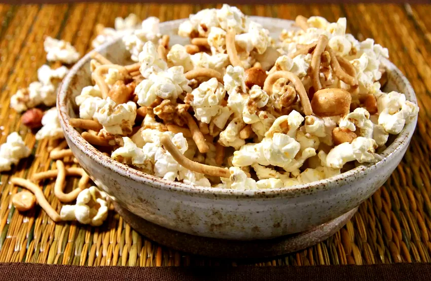25 Gourmet Popcorn Flavor Ideas for Movie Night Snacking Chinese Popcorn Snack Mix
