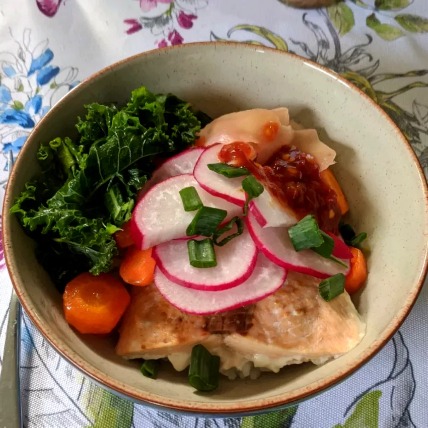 16 Easy Salmon and Rice Dinners Perfect for Tonight Chirashi Bowl