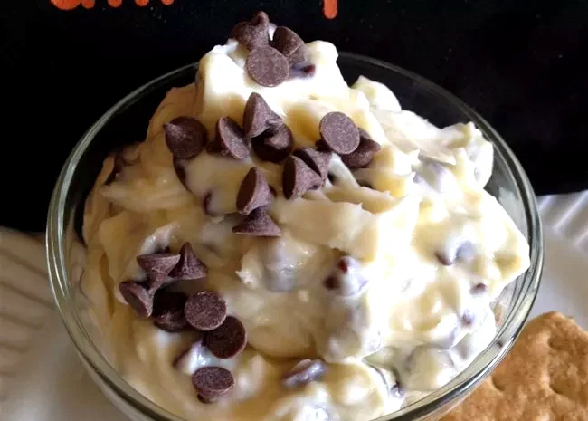 14 Amazing Cream Cheese Dip Recipes for Any Occasion Chocolate Chip Cheesecake Dip
