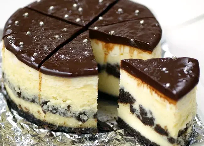 50 Oreo Dessert Ideas for Cookie and Cream Fans Chocolate Cookie Cheesecake