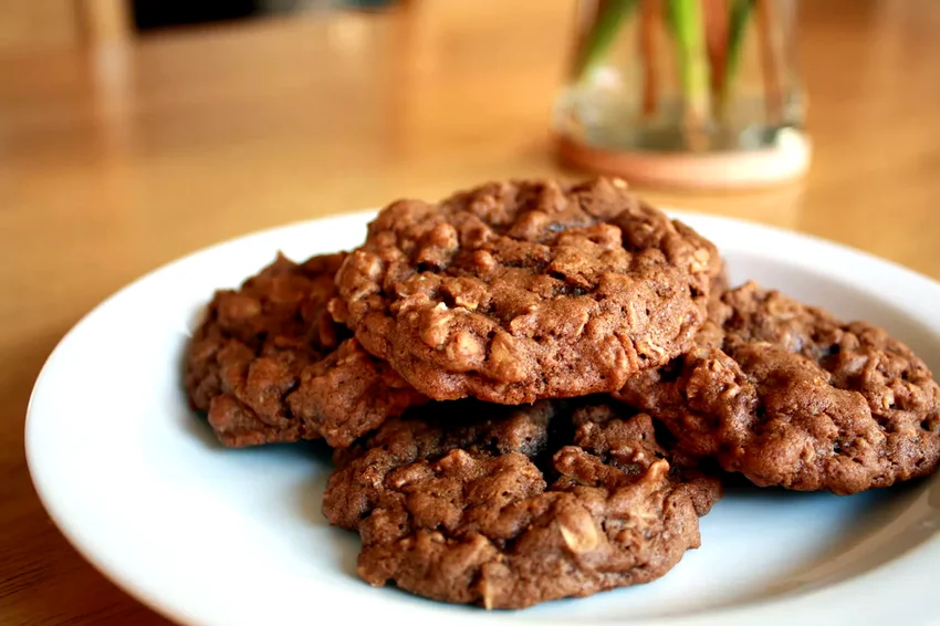 Top 25 Chocolate Chip Cookie Recipes for Every Occasion Chocolate Oatmeal Cookies
