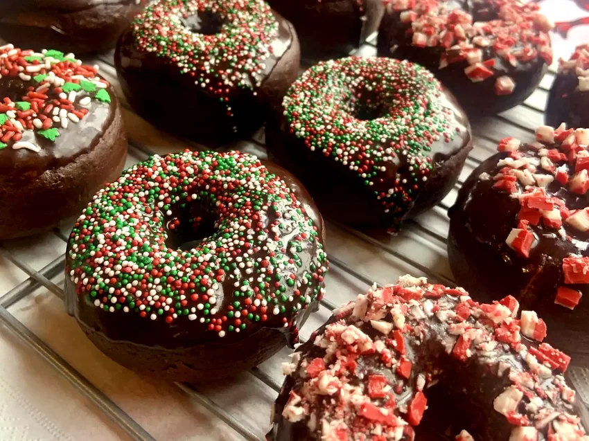31 Minty Holiday Treats to Bake This Christmas Season Chocolate-Peppermint Cake Donuts