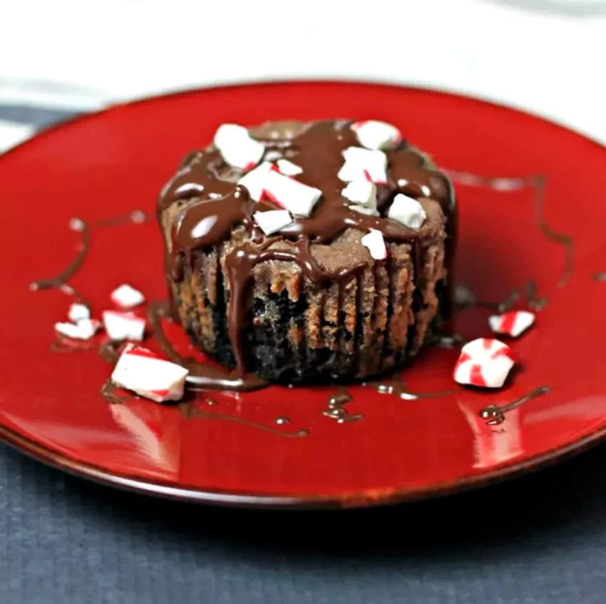 29 Mint Holiday Treats to Bake This Christmas Season Chocolate Peppermint Cheesecake Bites