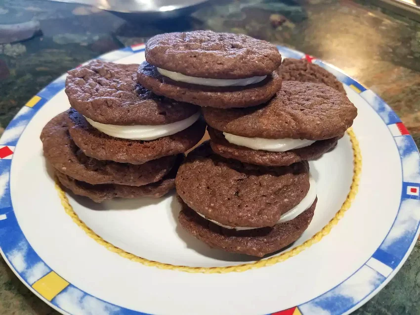 33 Easy Chocolate Cake Mix Treats for Every Sweet Craving Chocolate Sandwich Cookies