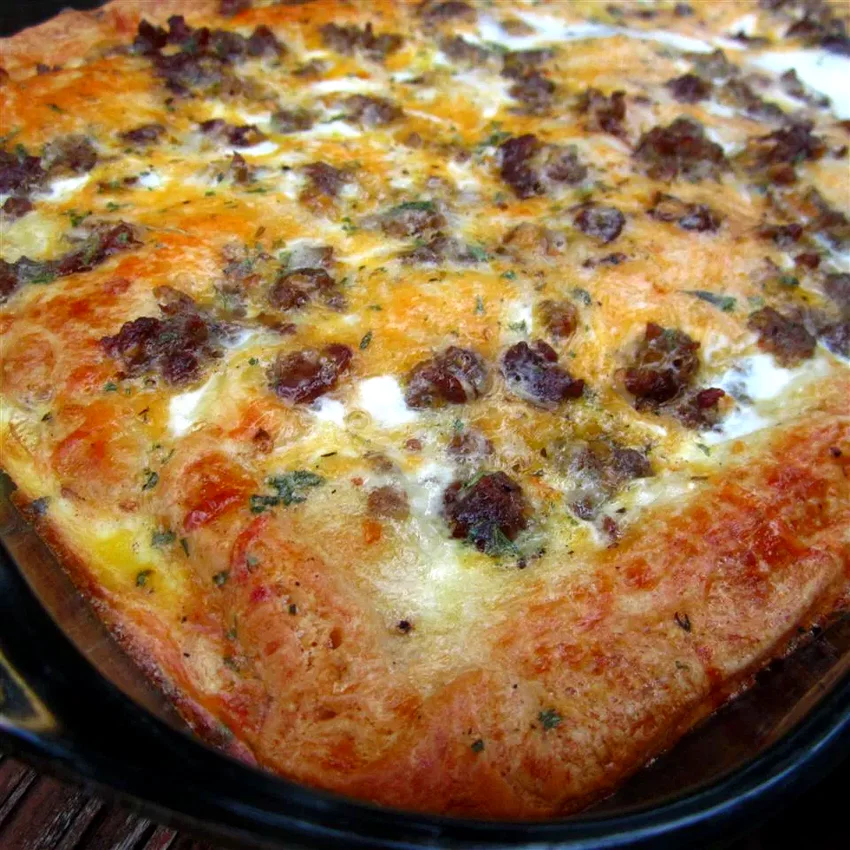 21 Holiday Morning Breakfast Bakes You Can Prep Ahead Christmas Breakfast Pizza
