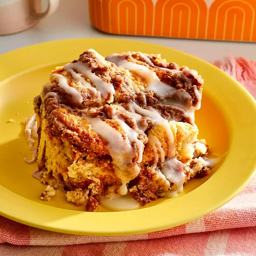 28 Simple Cake Recipes That Wow Without the Work Cinnamon Roll Dump Cake