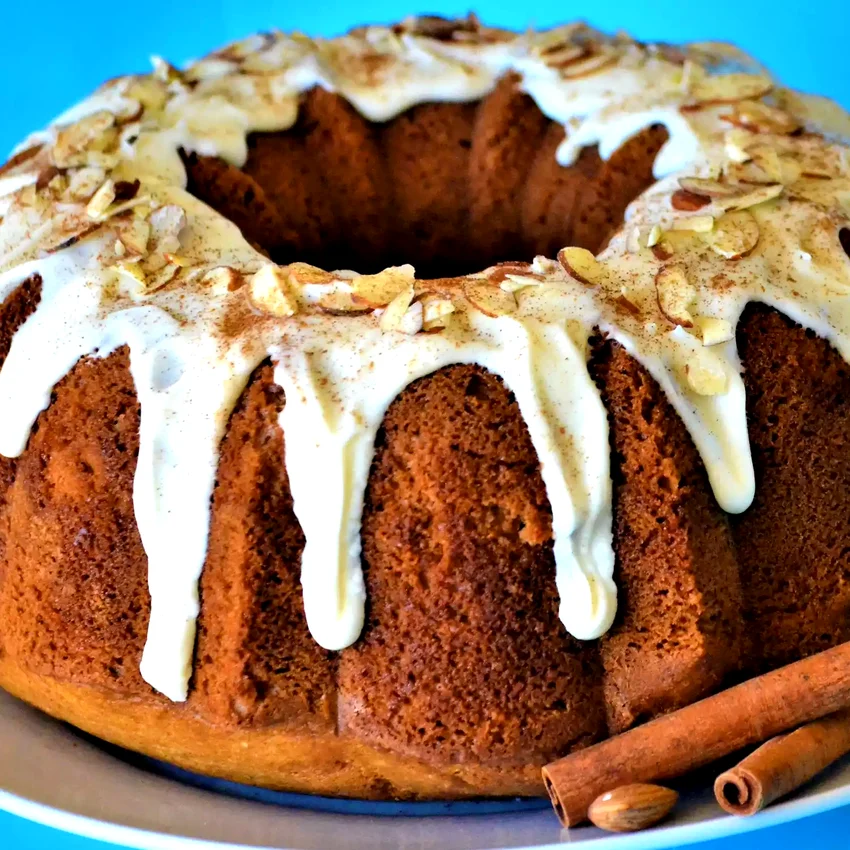 Cinnamon and Amaretto Pound Cake