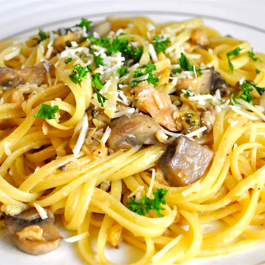 17 Budget-Friendly Pasta Meals for Month-End Savings Clam Sauce with Linguine