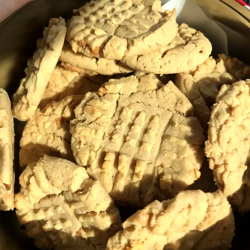Classic Peanut Butter Cookies