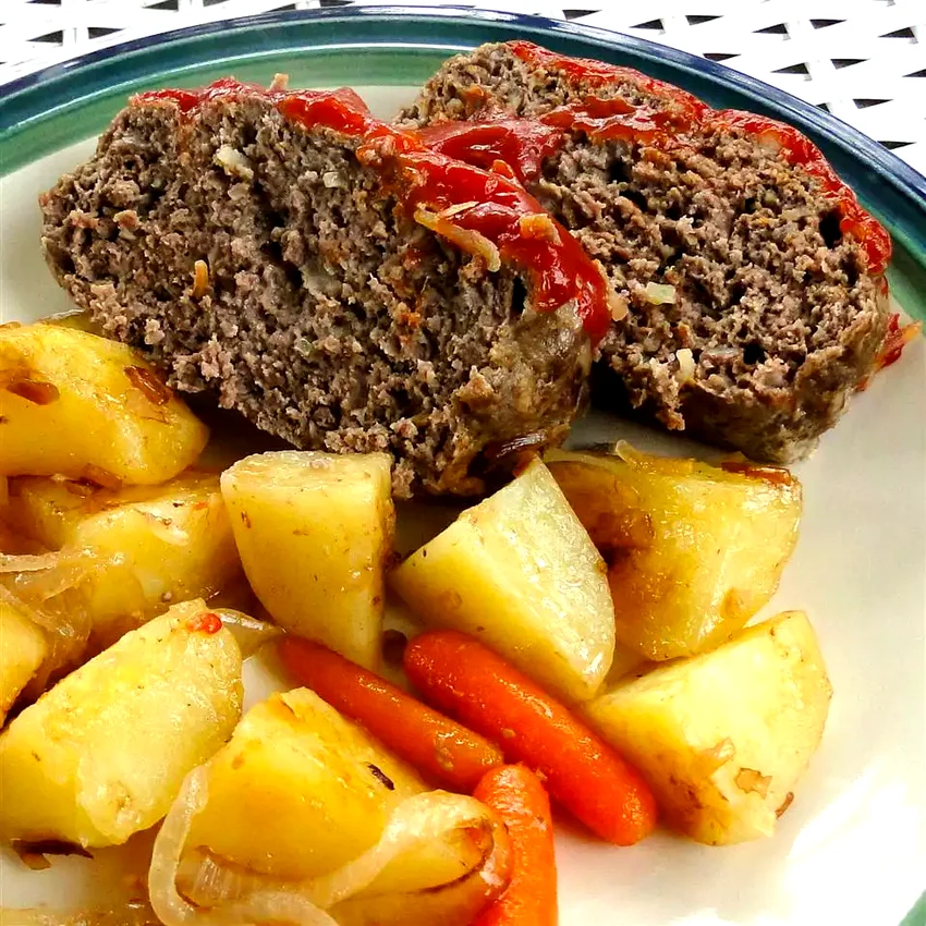 35 Creative Yukon Gold Potato Recipe Ideas Clay Pot Meatloaf and Potatoes