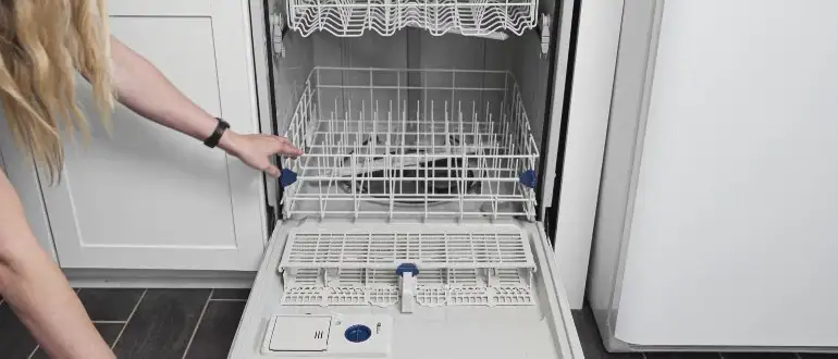 Clean and dry your dishwasher