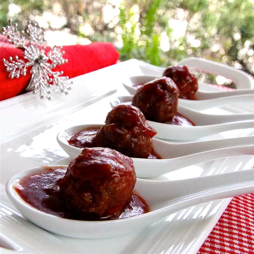 15 Festive Make-Ahead Holiday Appetizers Cocktail Meatballs