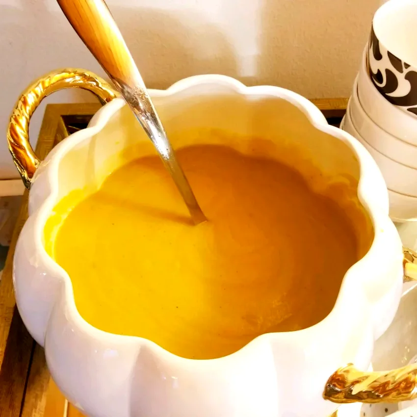 Coconut Curry Pumpkin Soup