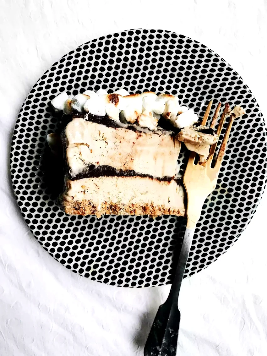 24 Amazing Marshmallow Treats Beyond Classic S'Mores Coffee Ice Cream Fudge Cake