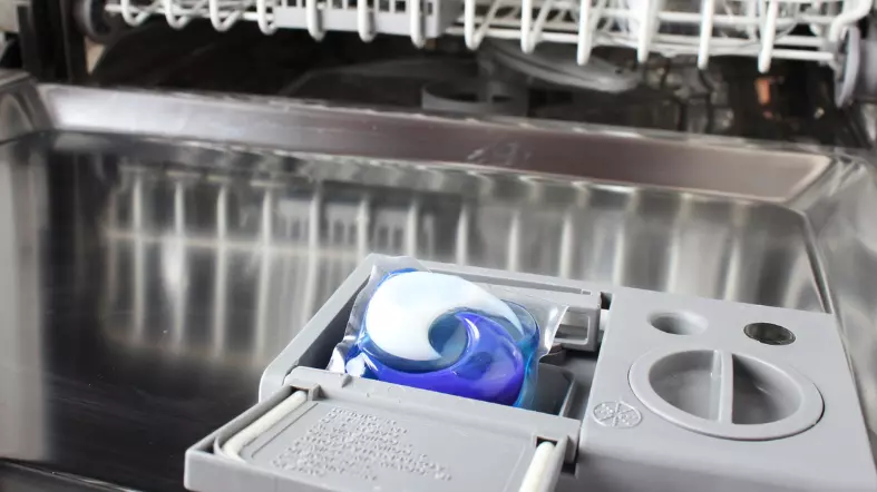 Common Symptoms of Dishwasher Soap Dissolving Problems