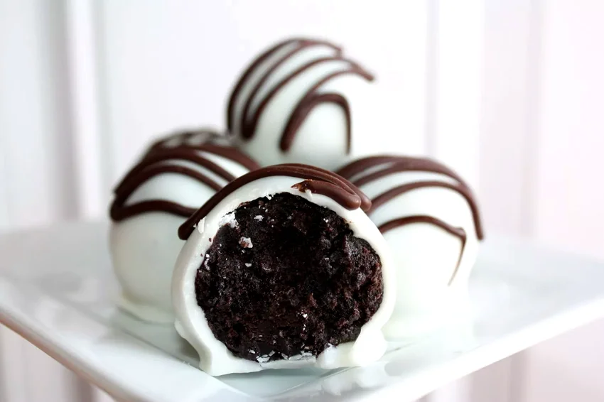 15 Delicious Sweet Treats to Curb Your Sugar Cravings Cookie Balls