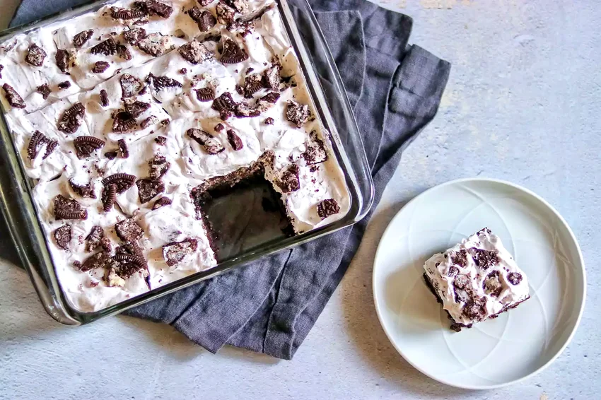 50 Oreo Dessert Ideas for Cookie and Cream Fans Cookies and Cream Brownies