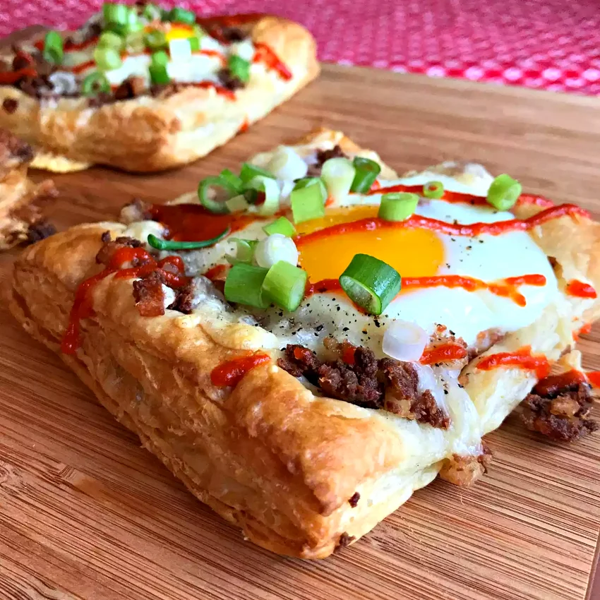 15 Amazing Corned Beef Hash Recipe Ideas You'll Love Corned Beef Hash & Egg Pastry Squares