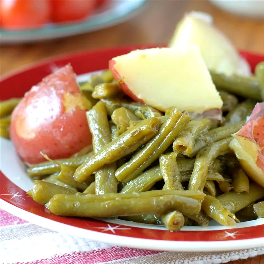 30 Ways to Make Canned Green Beans Actually Delicious Country Style Green Beans with Red Potatoes