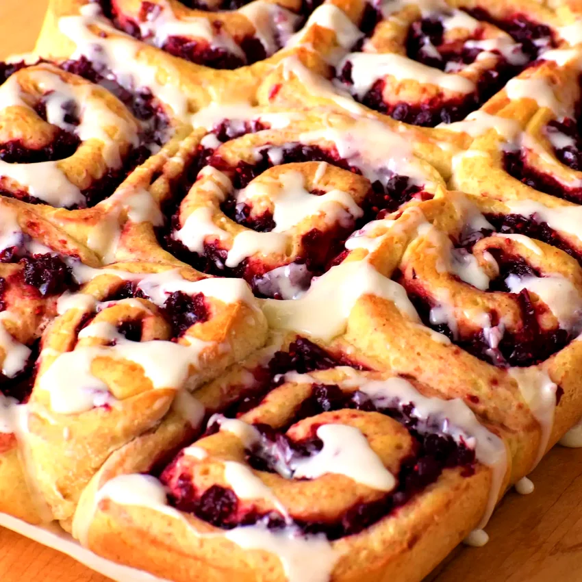 Top 20 Christmas Morning Breakfast and Brunch Recipes Cranberry Orange Rolls
