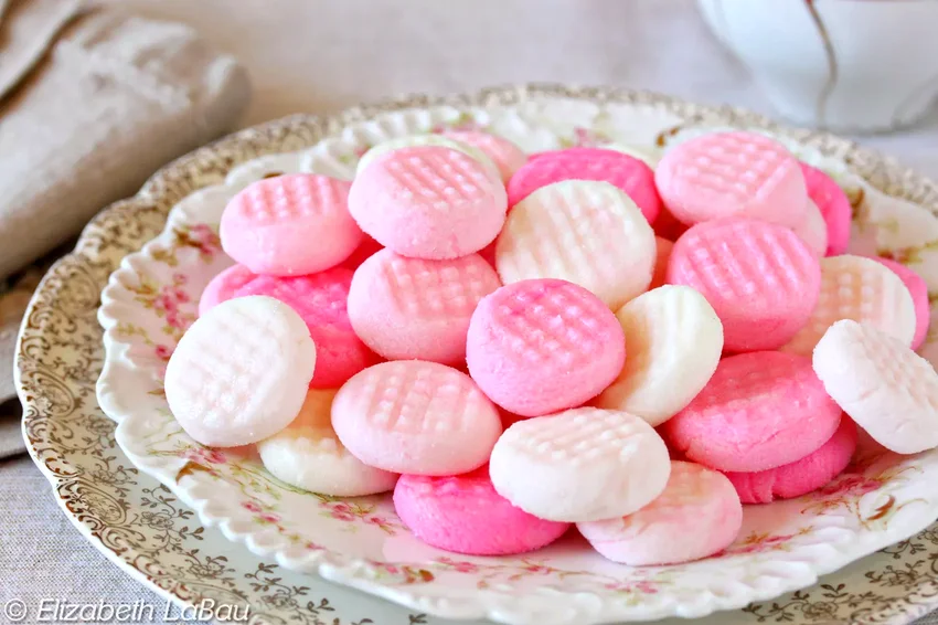 31 Minty Holiday Treats to Bake This Christmas Season Cream Cheese Mints