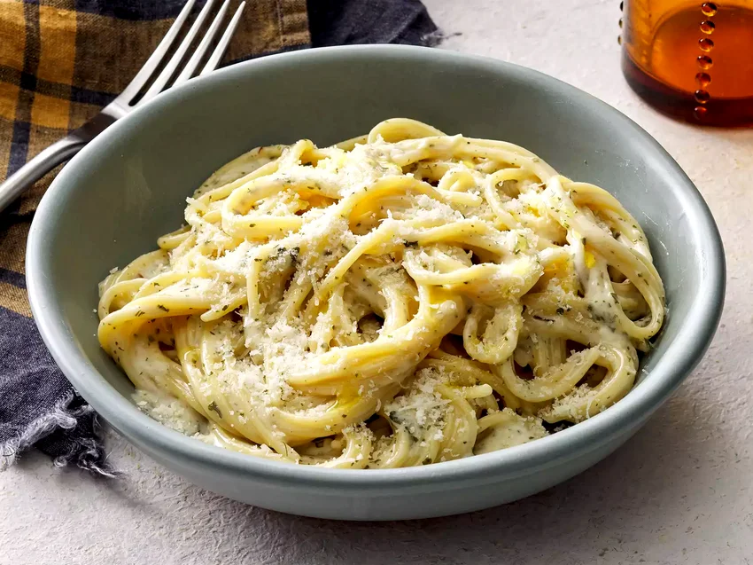 32 Simple Pasta Dishes for the Busy Home Cook Creamy Garlic Pasta