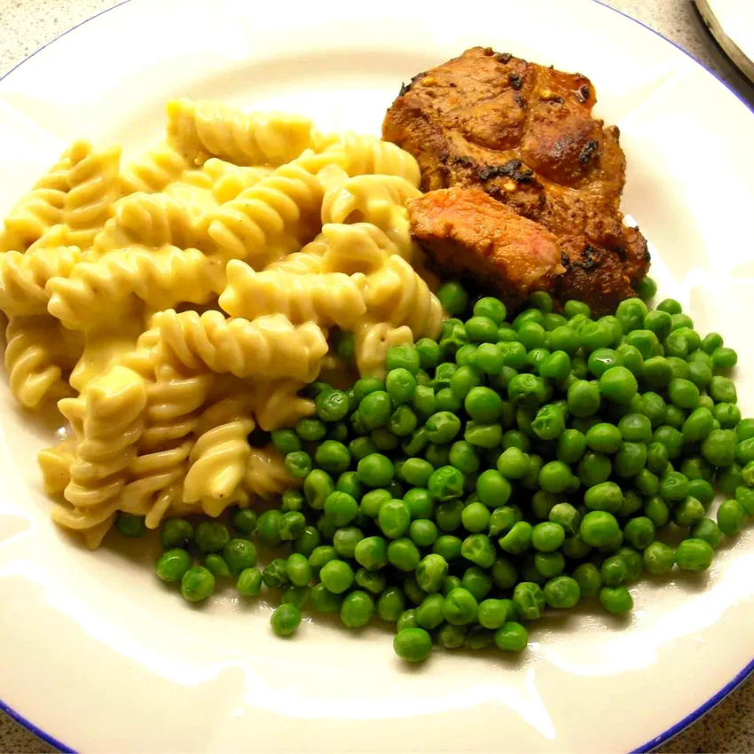 15 Ultra Creamy Comfort Food Recipes You'll Love Making Creamy Macaroni and Cheese